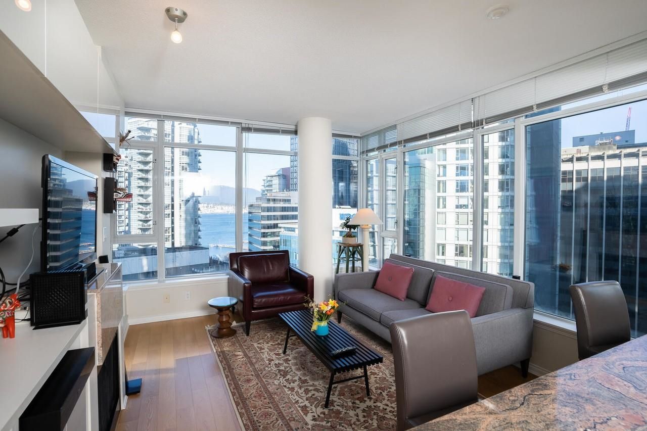 Main Photo: 1506 1211 MELVILLE Street in Vancouver: Coal Harbour Condo for sale in "The Ritz" (Vancouver West)  : MLS®# R2664358