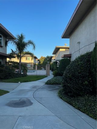Photo 4: 8800 Valley View Street Unit B in Buena Park: Residential for sale (82 - Buena Park)  : MLS®# RS21196684