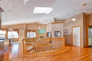 Photo 2: 137 Hampstead Place NW in Calgary: Hamptons Detached for sale : MLS®# A2048484