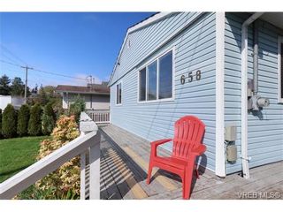 Photo 2: 658 Kent Rd in VICTORIA: SW Tillicum House for sale (Saanich West)  : MLS®# 727509