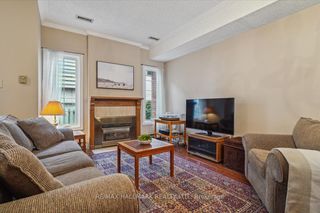 Photo 7: 11 110 Mary Street W in Whitby: Downtown Whitby Condo for sale : MLS®# E8166214