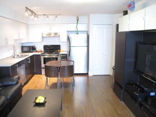 Photo 2: 105 5649 KINGS Road in Vancouver: University VW Townhouse for sale in "GALLERIA" (Vancouver West)  : MLS®# V1000398
