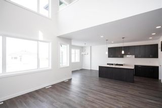 Photo 5: 41 Summerscales Place in Winnipeg: Highland Pointe Residential for sale (4E)  : MLS®# 202326365
