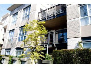 Photo 10: 208 2161 W 12TH Avenue in Vancouver: Kitsilano Condo for sale in "THE CARLINGS" (Vancouver West)  : MLS®# V896194