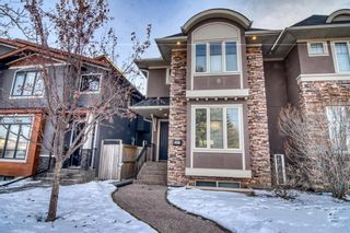 Photo 3: 1607 19 Avenue NW in Calgary: Capitol Hill Semi Detached (Half Duplex) for sale : MLS®# A2012817