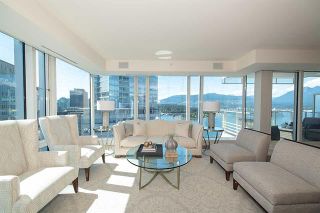 Photo 4: 2507-1011 Cordova St in Vancouver: Coal Harbour Condo for sale (Vancouver West)  : MLS®# R2291668