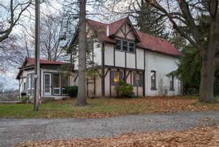 Photo 1: 750 Conc 8 (Puslinch) Road W in Hamilton: Rural Flamborough House (2-Storey) for sale : MLS®# X4642023