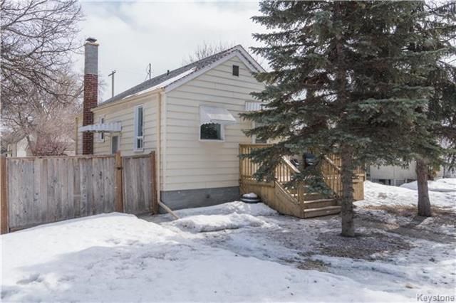 Photo 1: Photos:  in Winnipeg: Residential for sale (1C) 