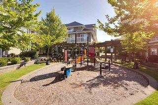 Photo 18: 57 7388 MACPHERSON Avenue in Burnaby: Metrotown Townhouse for sale in "ACADIA GARDENS" (Burnaby South)  : MLS®# R2399459