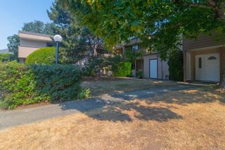 Photo 28: 8 626 Goldstream Ave in Langford: La Fairway Row/Townhouse for sale : MLS®# 880007