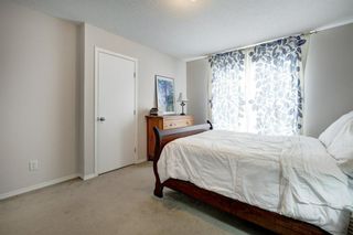 Photo 18: 353 Elgin Gardens SE in Calgary: McKenzie Towne Row/Townhouse for sale : MLS®# A1210903