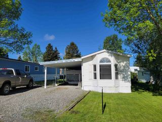 Photo 2: 5 2401 LARCH Avenue in Quesnel: Quesnel - Town Manufactured Home for sale in "Larch Avenue Mobile Home Park" : MLS®# R2758939