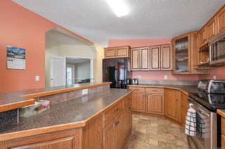 Photo 9: 12 5100 Duncan Bay Rd in Campbell River: CR Campbell River North Manufactured Home for sale : MLS®# 926226