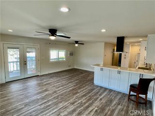 Main Photo: FALLBROOK Manufactured Home for sale : 2 bedrooms : 1120 Mission #21