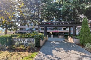 Photo 2: 1102 460 WESTVIEW Street in Coquitlam: Coquitlam West Condo for sale in "PACIFIC HOUSE" : MLS®# R2745270