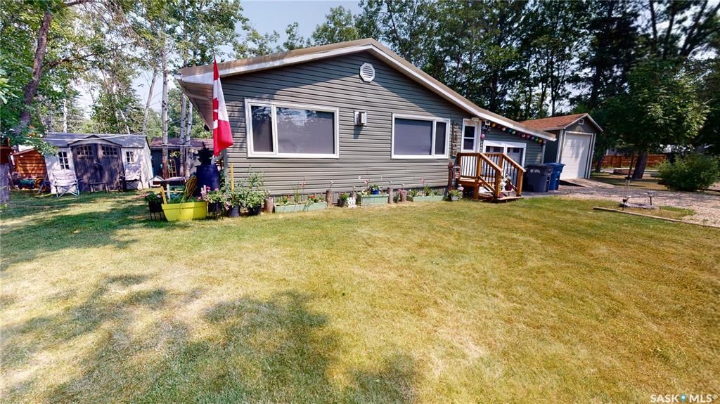 Main Photo: 26 Birch Crescent in Moose Mountain Provincial Park: Residential for sale : MLS®# SK896184