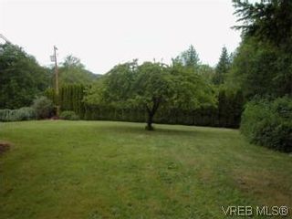 Photo 10: 683 Goldie Ave in VICTORIA: La Thetis Heights House for sale (Langford)  : MLS®# 540494