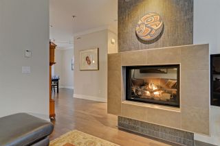 Photo 4: 4 3025 BAIRD Road in North Vancouver: Lynn Valley Townhouse for sale in "Vicinity" : MLS®# R2326169