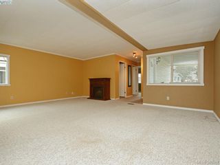 Photo 3: 9375 Brookwood Dr in SIDNEY: Si Sidney South-West Manufactured Home for sale (Sidney)  : MLS®# 775573