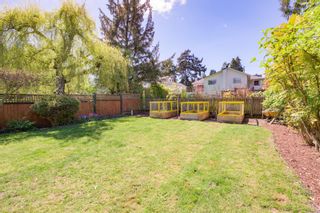 Photo 38: 1407 Thurlow Rd in Victoria: Vi Fairfield West House for sale : MLS®# 961166