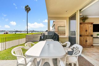 Photo 6: MISSION BEACH Condo for sale : 3 bedrooms : 3696 Bayside Walk #G (#1) in San Diego