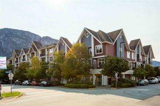 Photo 1: 1304 MAIN STREET in Squamish: Downtown SQ Townhouse for sale : MLS®# R2509692