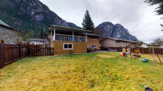 Photo 30: 38291 HEMLOCK Avenue in Squamish: Valleycliffe House for sale : MLS®# R2529072