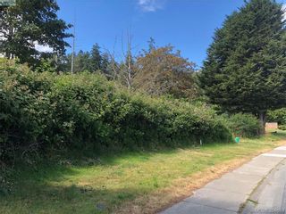Photo 7: 2 Portsmouth Dr in VICTORIA: Co Lagoon Land for sale (Colwood)  : MLS®# 791244