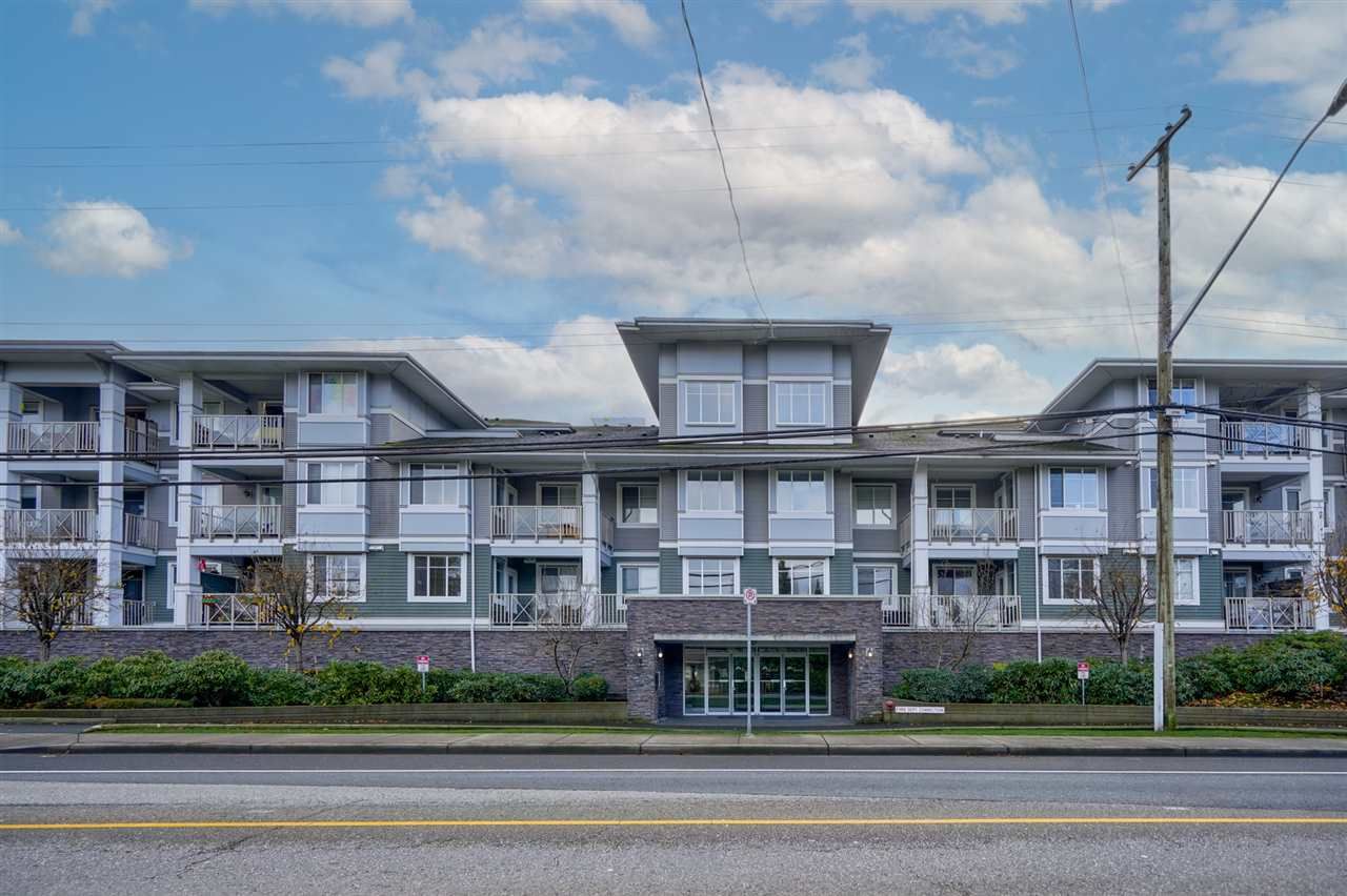 Main Photo: 312 46262 FIRST Avenue in Chilliwack: Chilliwack E Young-Yale Condo for sale in "The Summit" : MLS®# R2522229