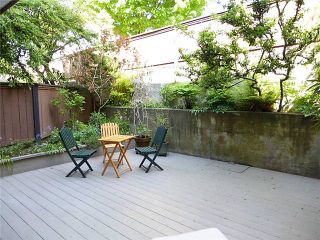 Photo 2: 105 1484 CHARLES Street in Vancouver: Condo for sale (Vancouver East)  : MLS®# V1062556