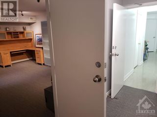 Photo 6: for rent-90 CENTREPOINTE DRIVE UNIT#6-Ottawa-Centrepointe