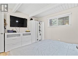 Photo 11: 2408 Hillen Crescent in Magna Bay: House for sale : MLS®# 10300341