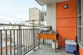 Photo 10: 408 231 E PENDER Street in Vancouver: Strathcona Condo for sale in "Framework" (Vancouver East)  : MLS®# R2364192