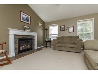 Photo 3: 33740 APPS Court in Mission: Mission BC House for sale : MLS®# R2154494