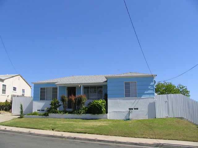 Main Photo: SAN DIEGO Residential for sale : 2 bedrooms : 5515 Timothy Dr