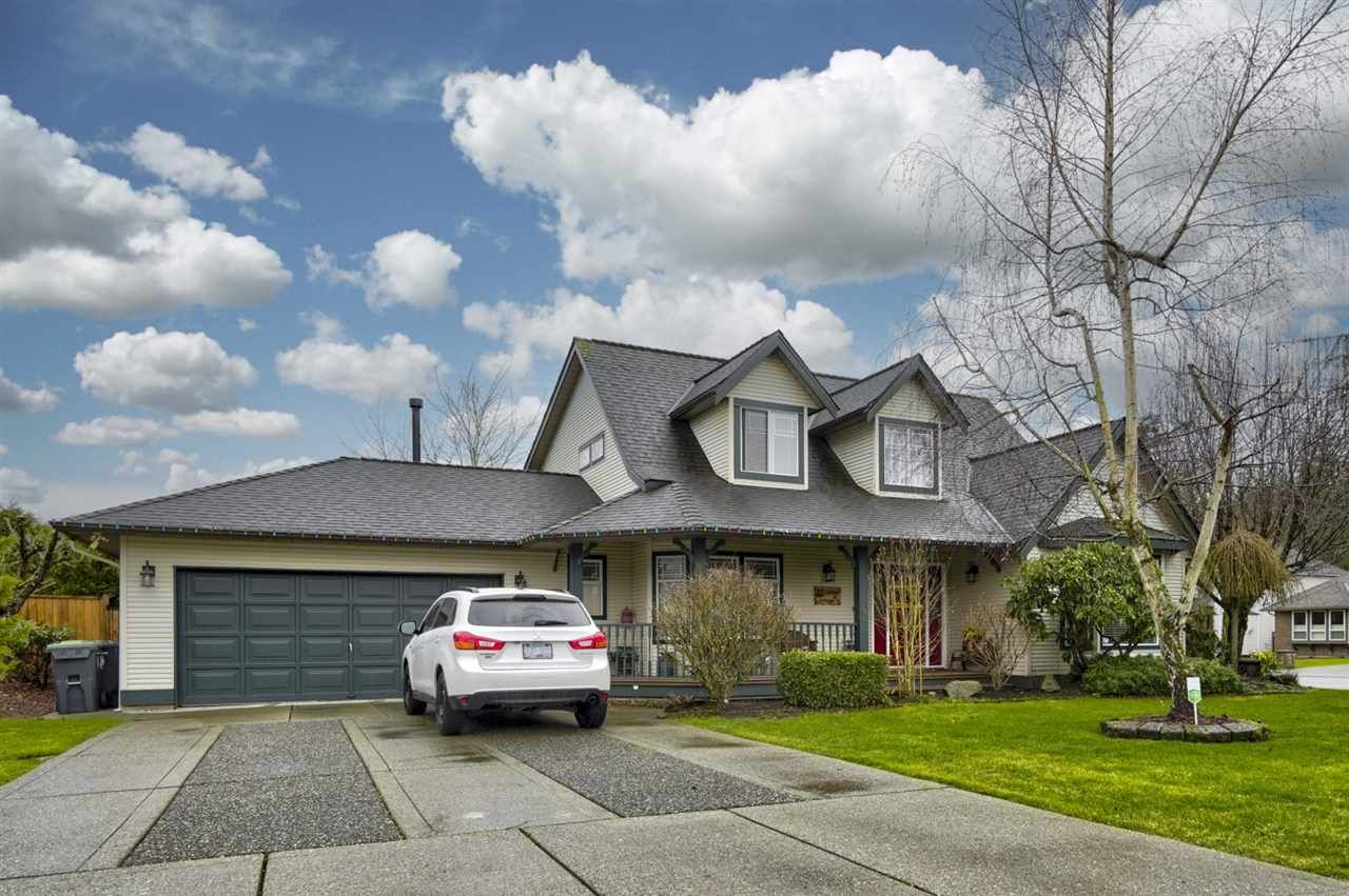 Main Photo: 22238 45 Avenue in Langley: Murrayville House for sale in "MURRAYVILLE" : MLS®# R2533245