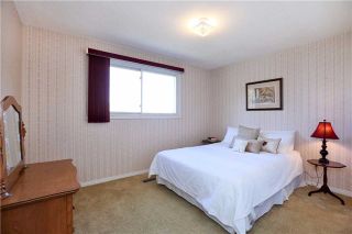 Photo 5: 800 Clements Drive in Milton: Timberlea House (2-Storey) for sale : MLS®# W3332307