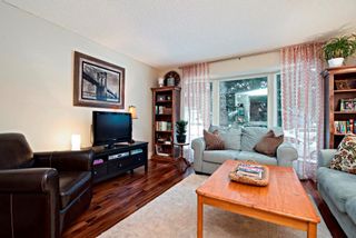 Photo 4: 3743 LOGAN Crescent SW in Calgary: Lakeview House for sale : MLS®# C4131777