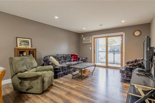 Photo 3: 18 428 Henry Street in Steinbach: Condo for sale : MLS®# 202313986