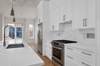 Photo 9: 1340 17 Avenue NW in Calgary: Capitol Hill Detached for sale : MLS®# A2103885