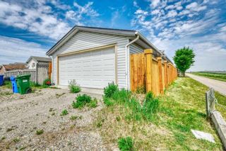 Photo 4: 71 APPLEMEAD Close in Calgary: Applewood Park Detached for sale : MLS®# A2055936