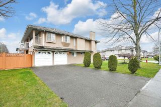 Photo 3: 12655 69 Avenue in Surrey: West Newton House for sale : MLS®# R2757170