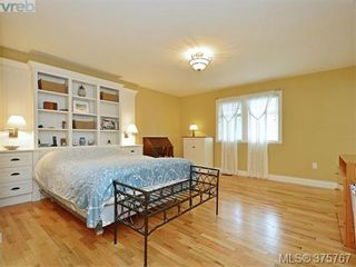 Photo 10: 3544 Cardiff Pl in VICTORIA: OB Henderson House for sale (Oak Bay)  : MLS®# 754306
