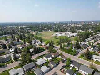 Photo 4: 643 Arlington Drive SE in Calgary: Acadia Detached for sale : MLS®# A2052854