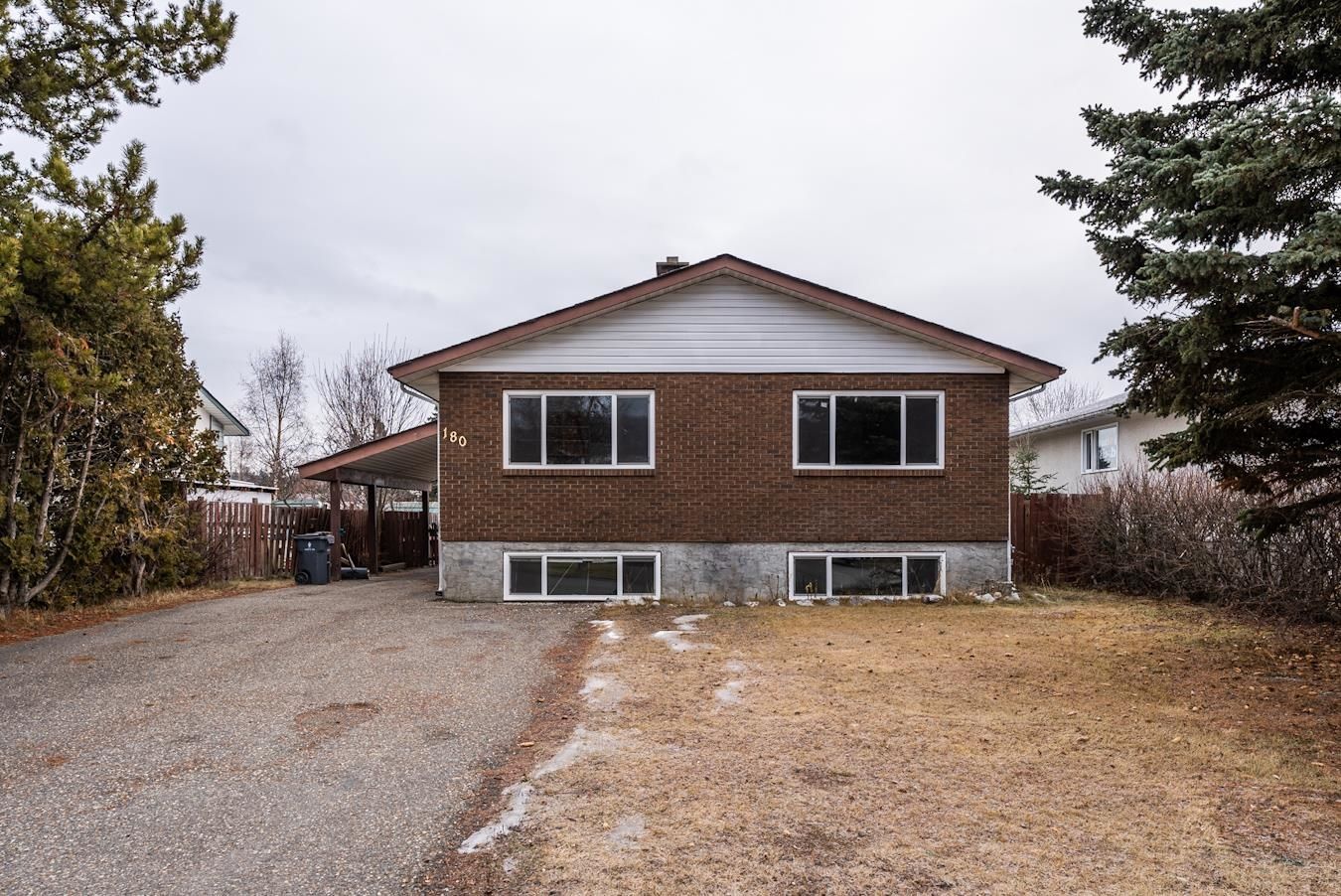 Main Photo: 180 CLAXTON Crescent in Prince George: Heritage House for sale (PG City West)  : MLS®# R2839331
