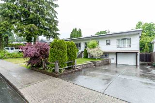 Photo 2: 2310 HAVERSLEY AVENUE in Coquitlam: Central Coquitlam House for sale : MLS®# R2461222