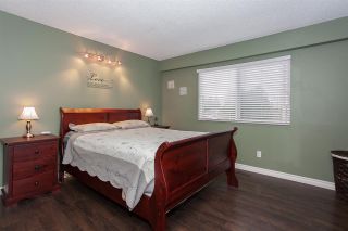 Photo 12: 14516 CHARTWELL Drive in Surrey: Bear Creek Green Timbers House for sale : MLS®# R2141748