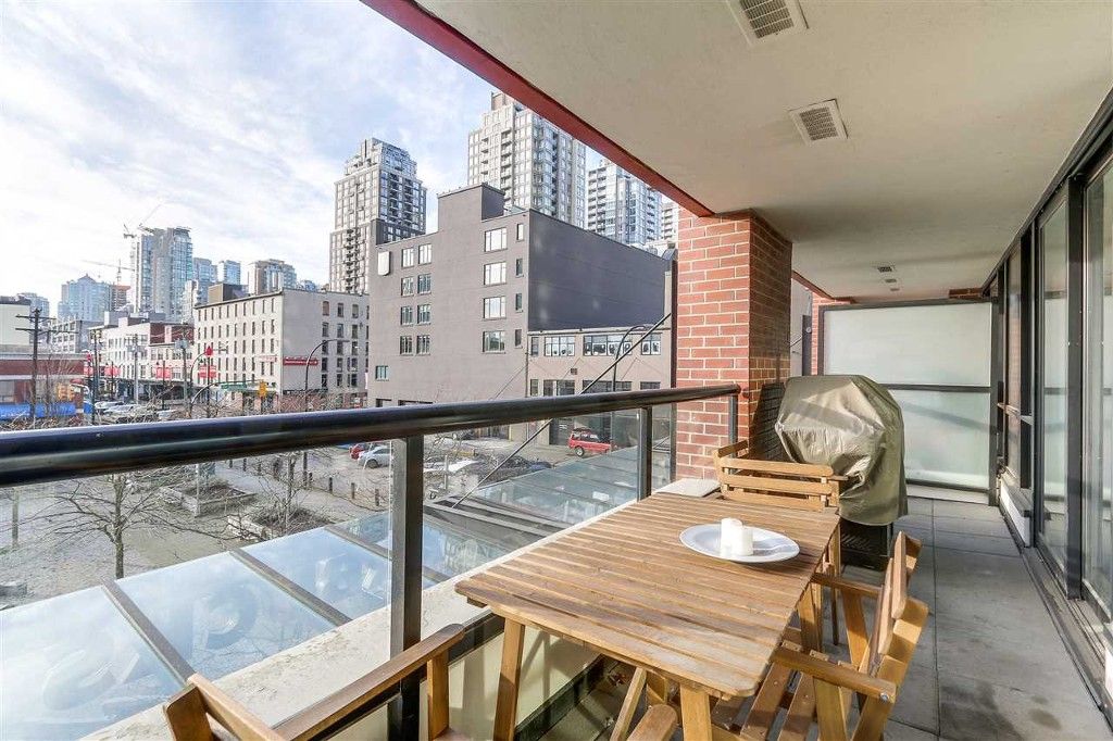 Main Photo: 310 977 Mainland in Vancouver: Yaletown Condo for sale (Vancouver West)  : MLS®# R2127719