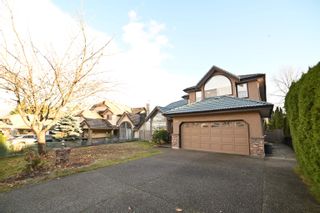 Photo 2: 2992 CHRISTINA Place in Coquitlam: Coquitlam East House for sale : MLS®# R2740926