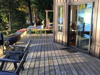 Photo 10: 1111 Sunset Trail in Savary Island: House for sale : MLS®# 15461